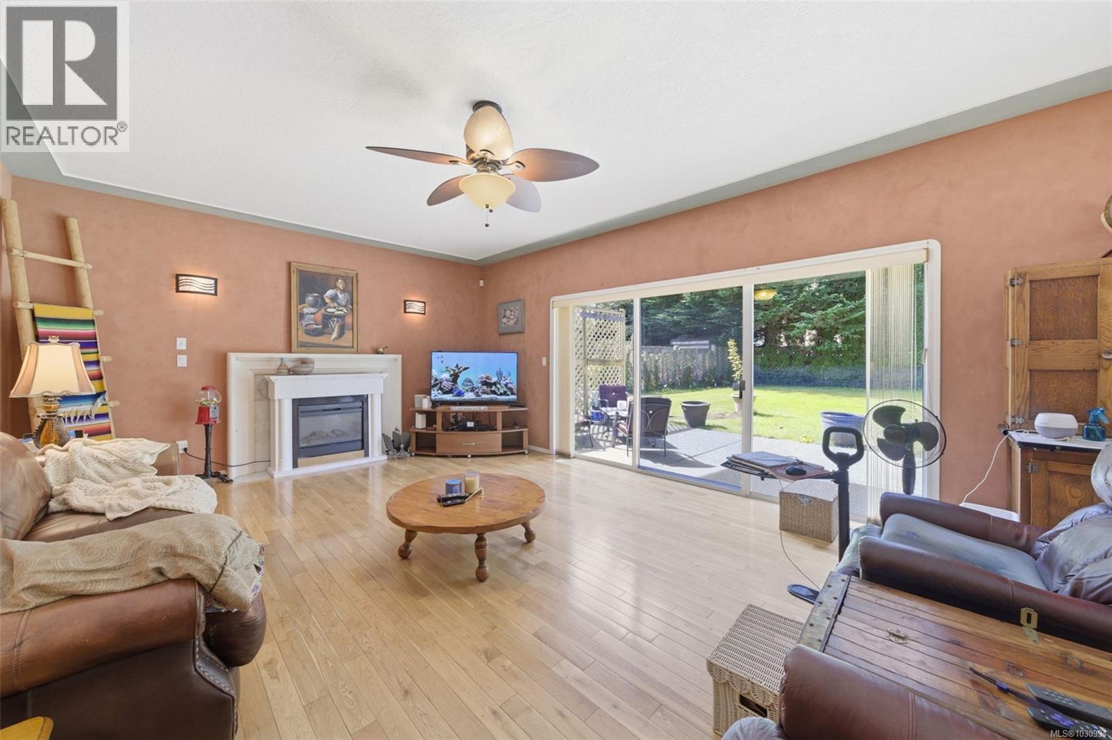  1032 Valewood Trail, Saanich