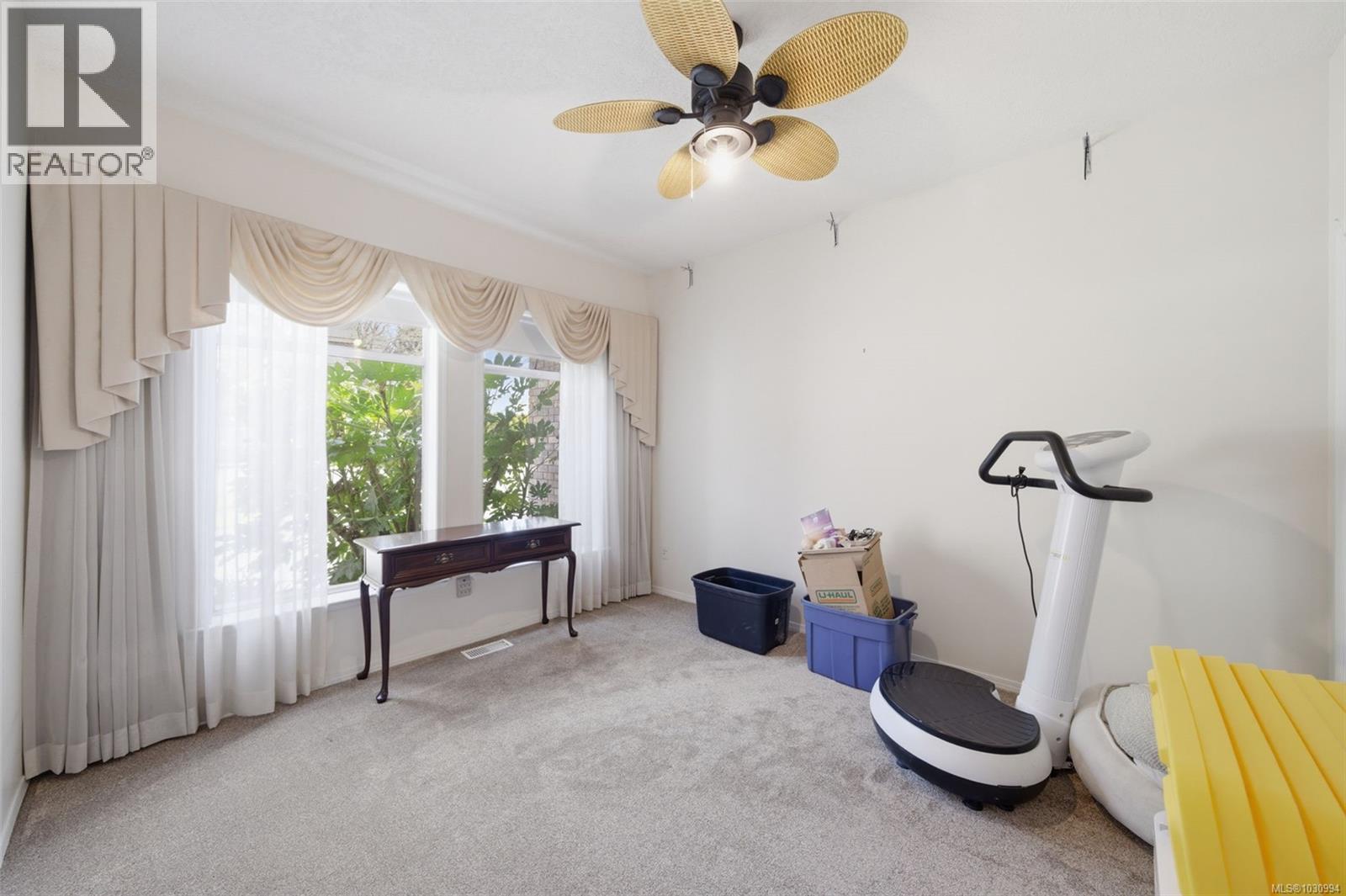  1032 Valewood Trail, Saanich