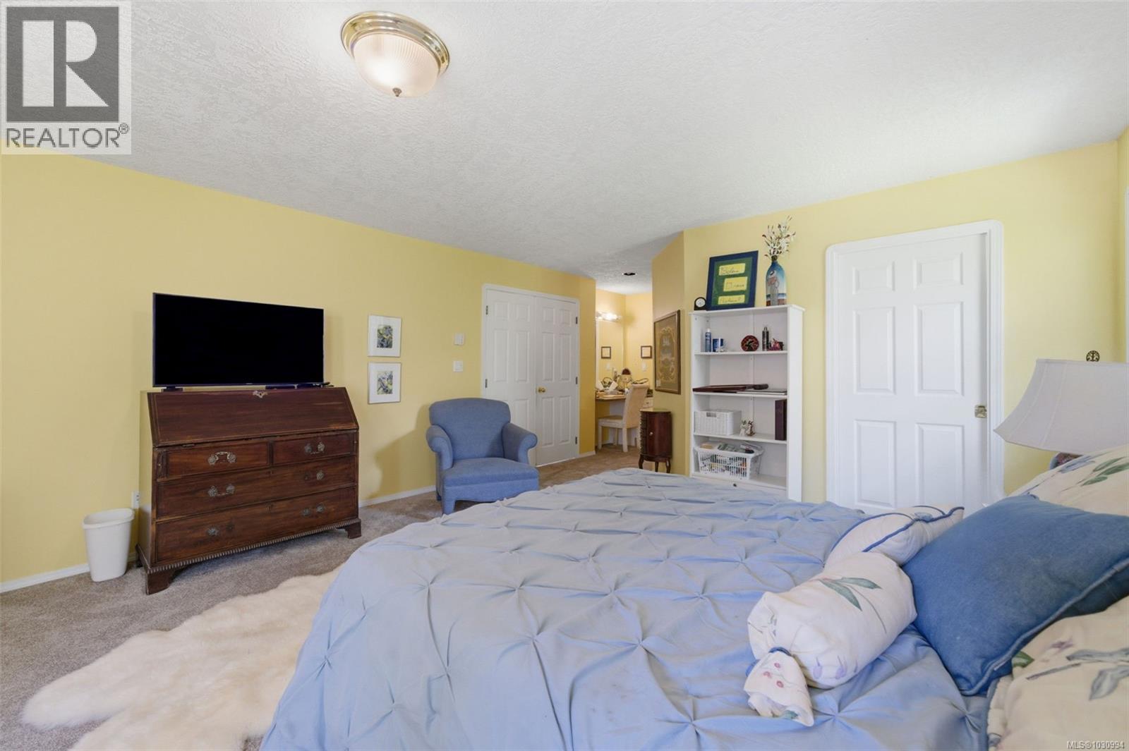  1032 Valewood Trail, Saanich