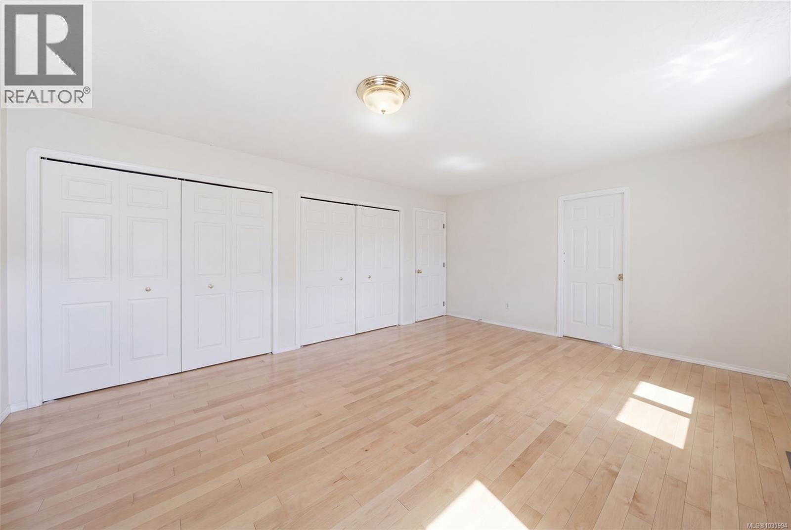  1032 Valewood Trail, Saanich