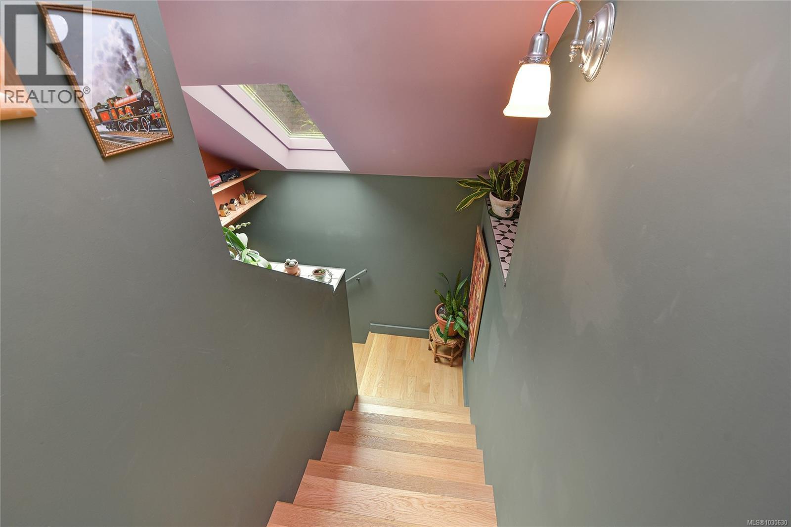 #4 2109 Chambers St - 10