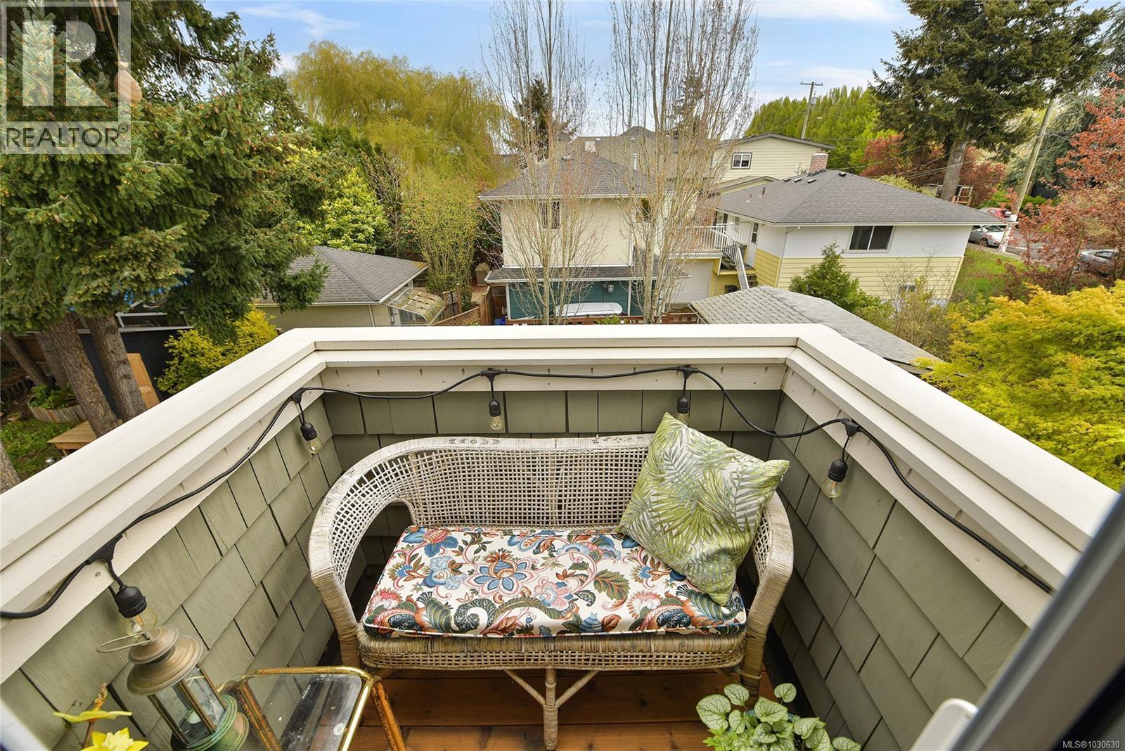 #4 2109 Chambers St - 25