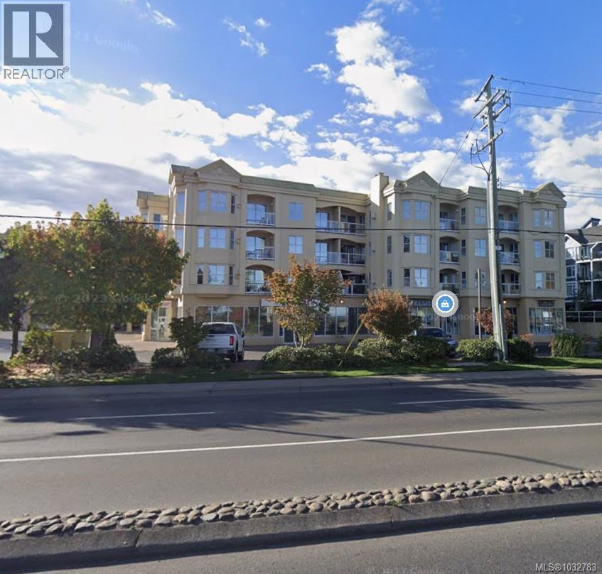 3 220 Island Hwy E, Parksville