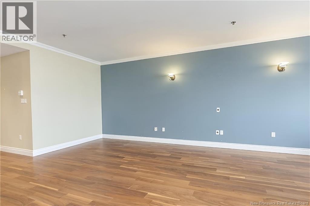 #101 65 Smythe Street - 18