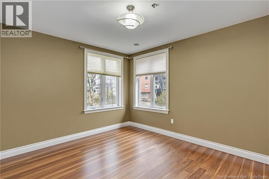 #101 65 Smythe Street - 22