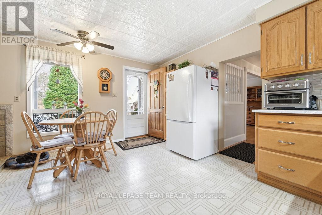 3709 OLD BARRYS BAY ROAD - 20