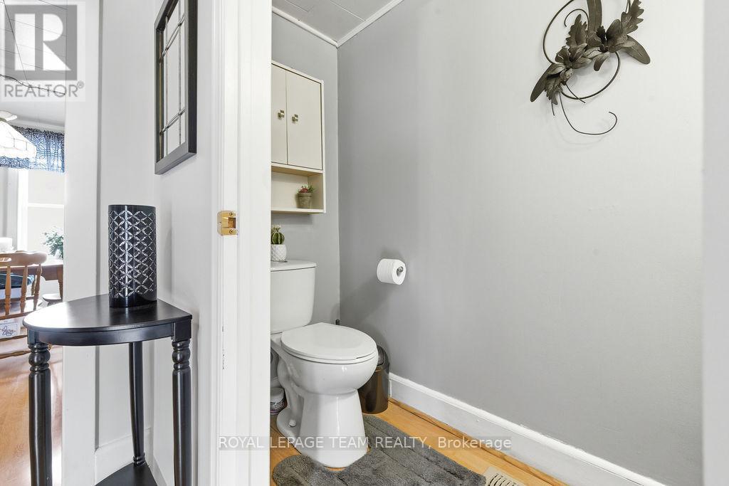 3709 OLD BARRYS BAY ROAD - 32