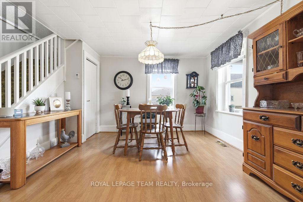 3709 OLD BARRYS BAY ROAD - 33