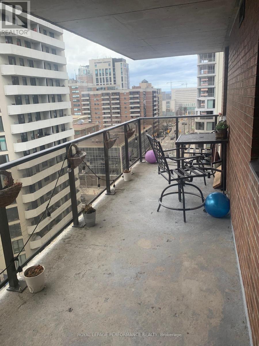 #1107 475 LAURIER AVENUE W - 6