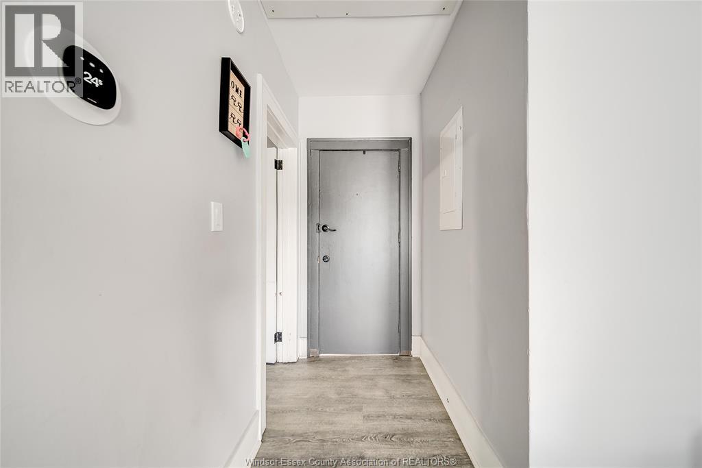 2251-53 HOWARD AVENUE - 32