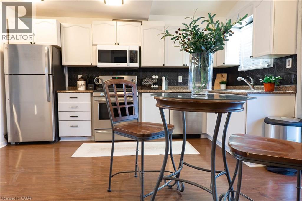 717 KNOX Avenue - 5
