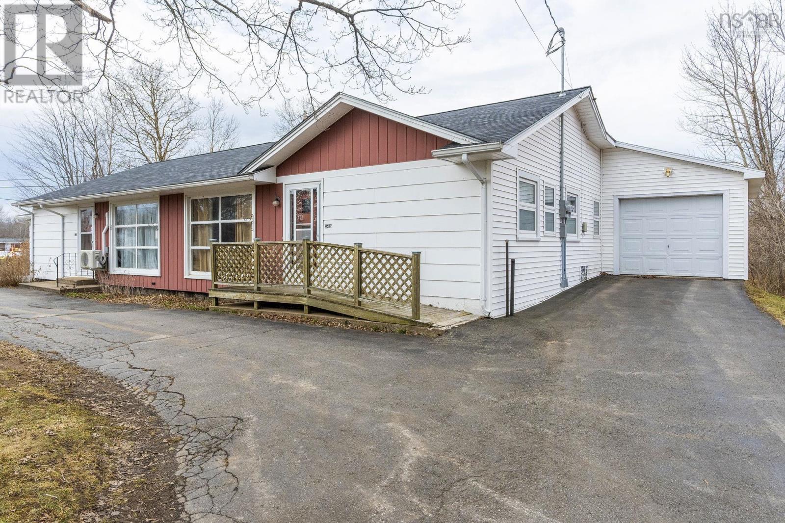 Property 20 of 41 of 139 Main Street