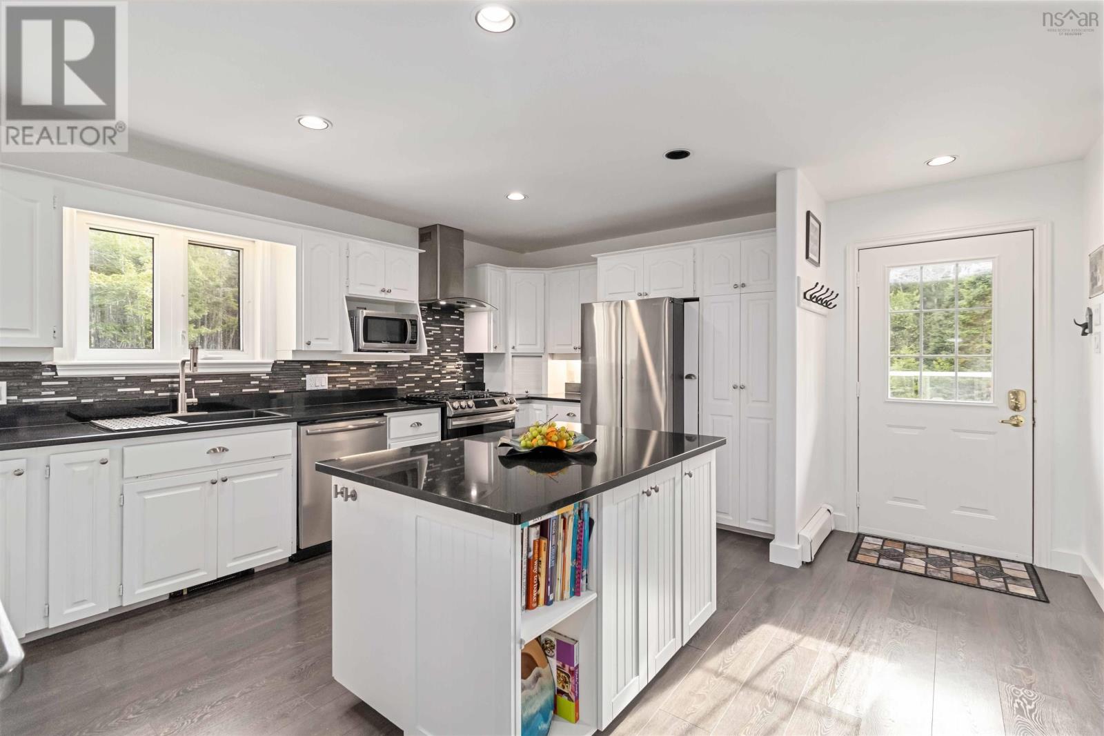 Property 7 of 50 of 75 Faders Road