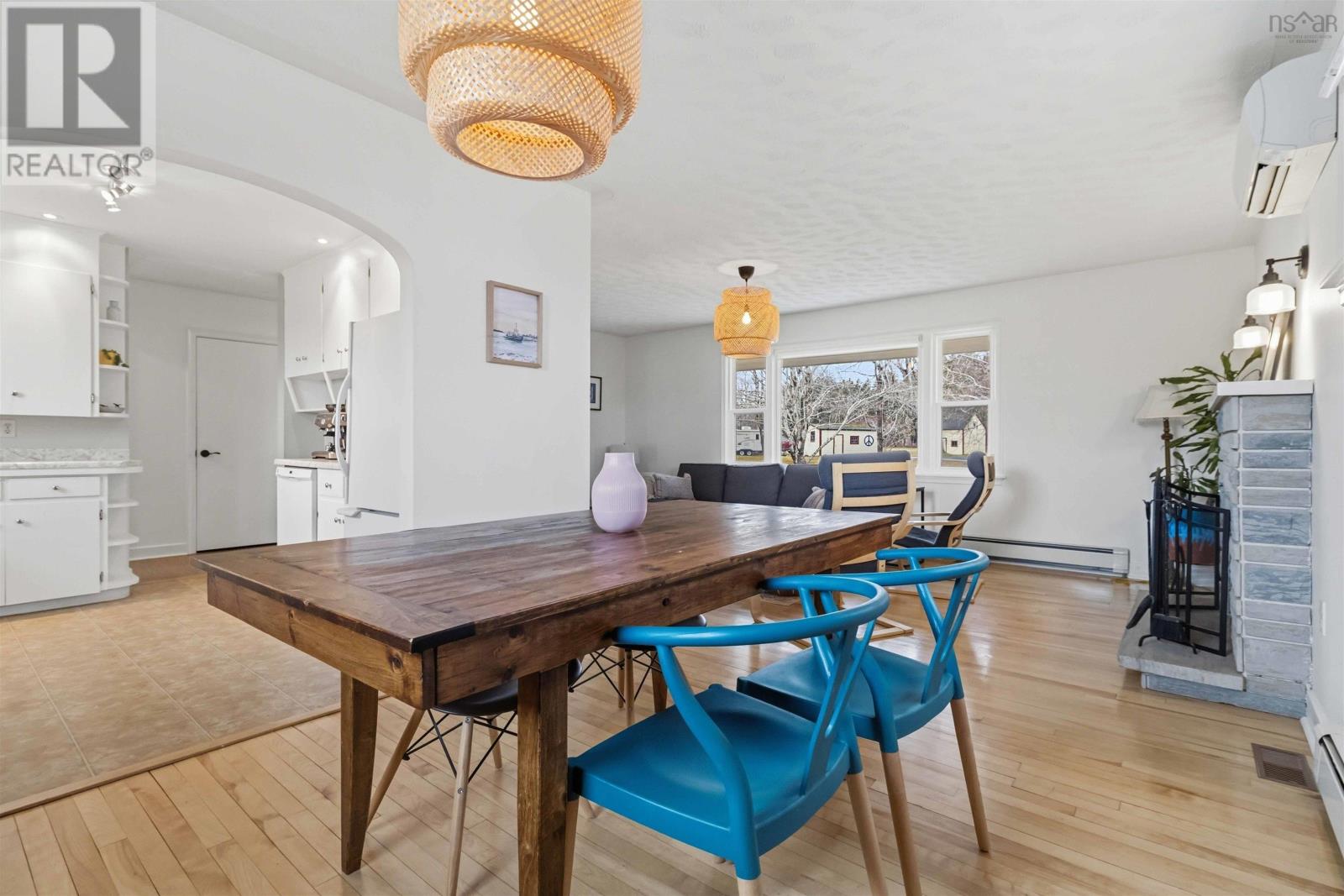 Property 16 of 50 of 65 Back Road