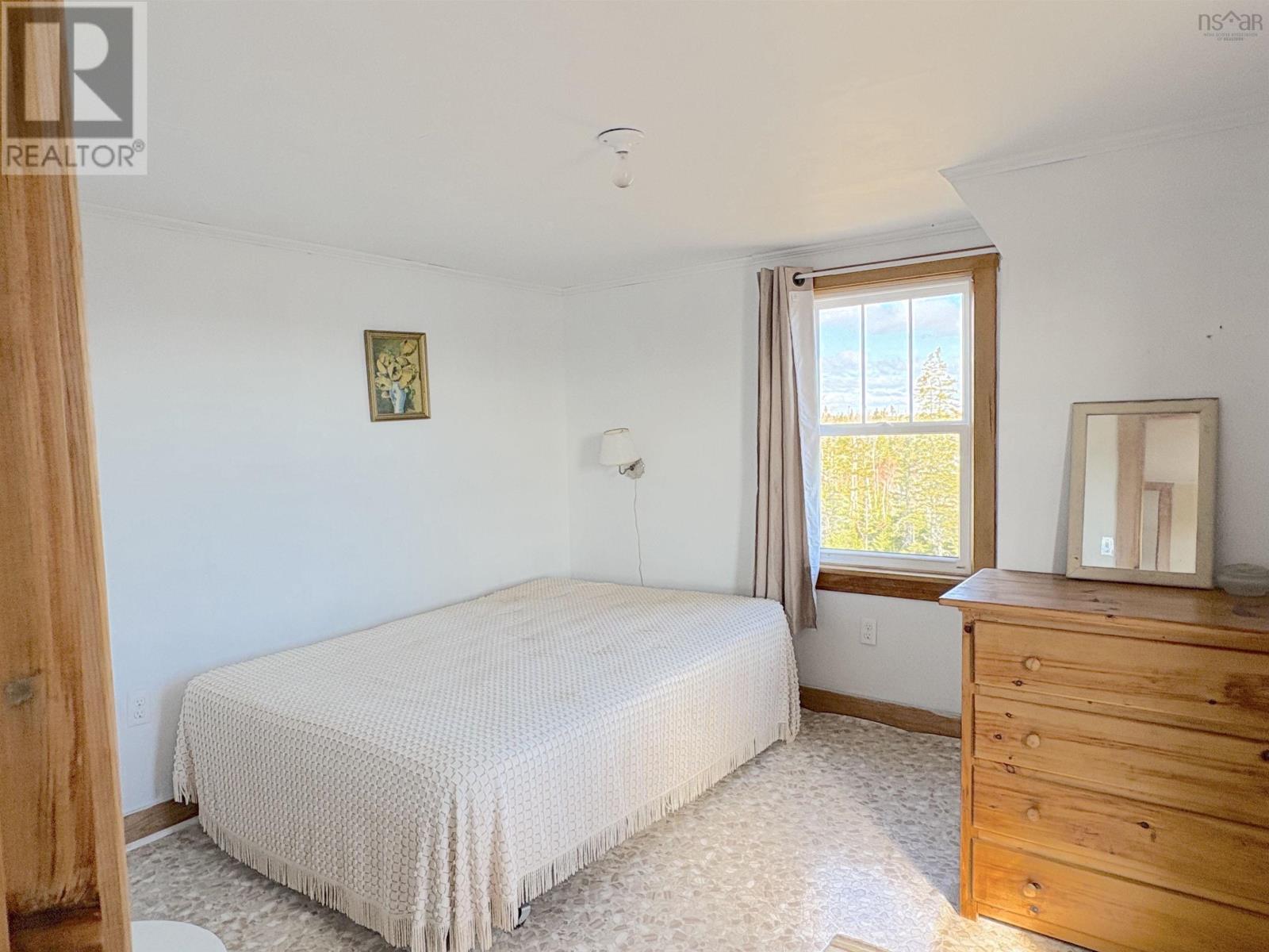 Property 19 of 30 of 2878 Highway 3