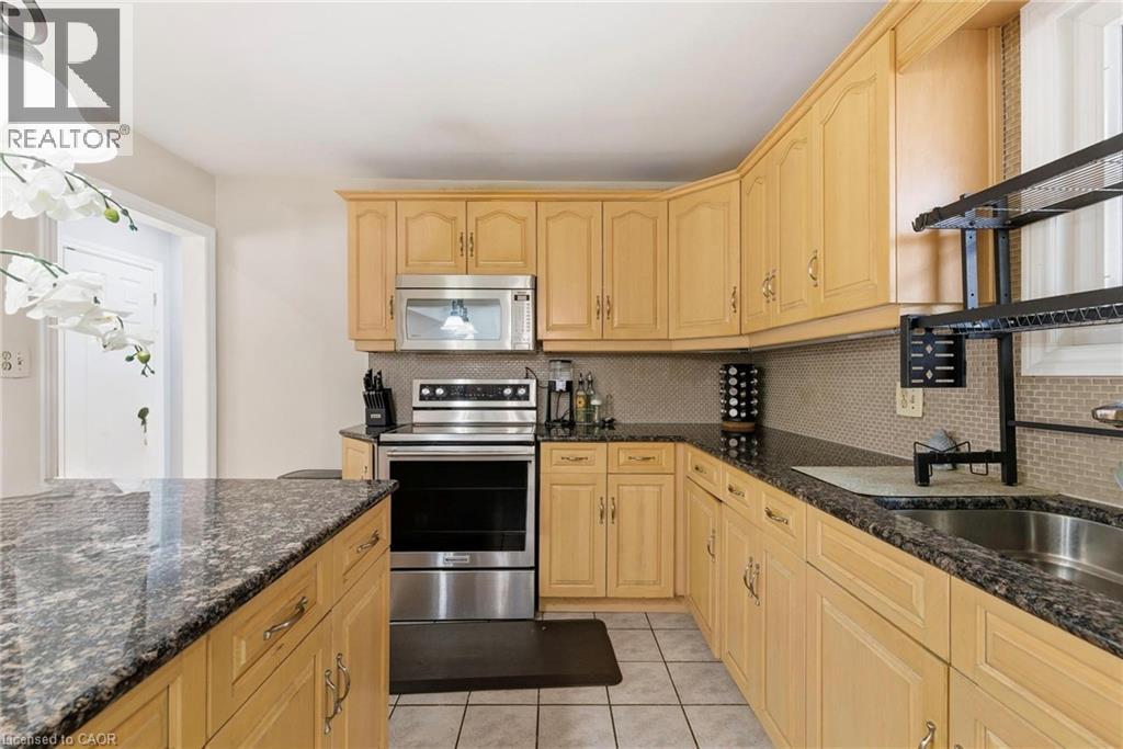 364 ROSELAWN Place - 12