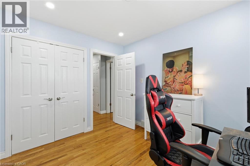 364 ROSELAWN Place - 16