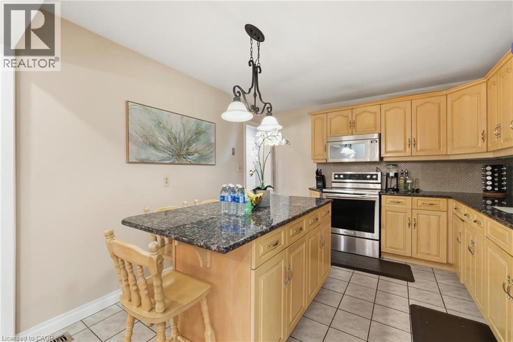 364 ROSELAWN Place - 11