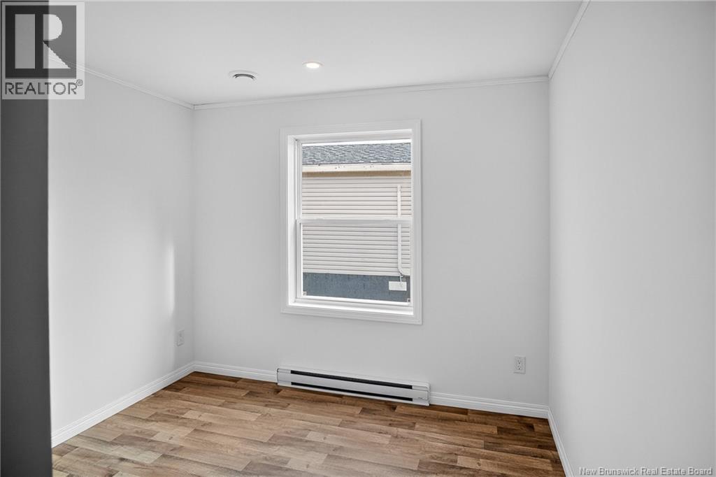 77 Violet Street - 20