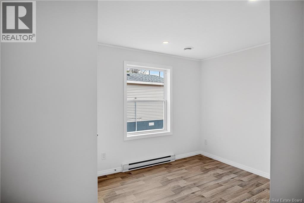 77 Violet Street - 21