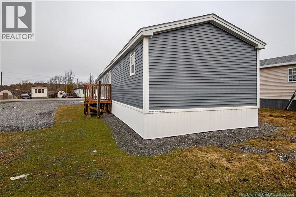 77 Violet Street - 25