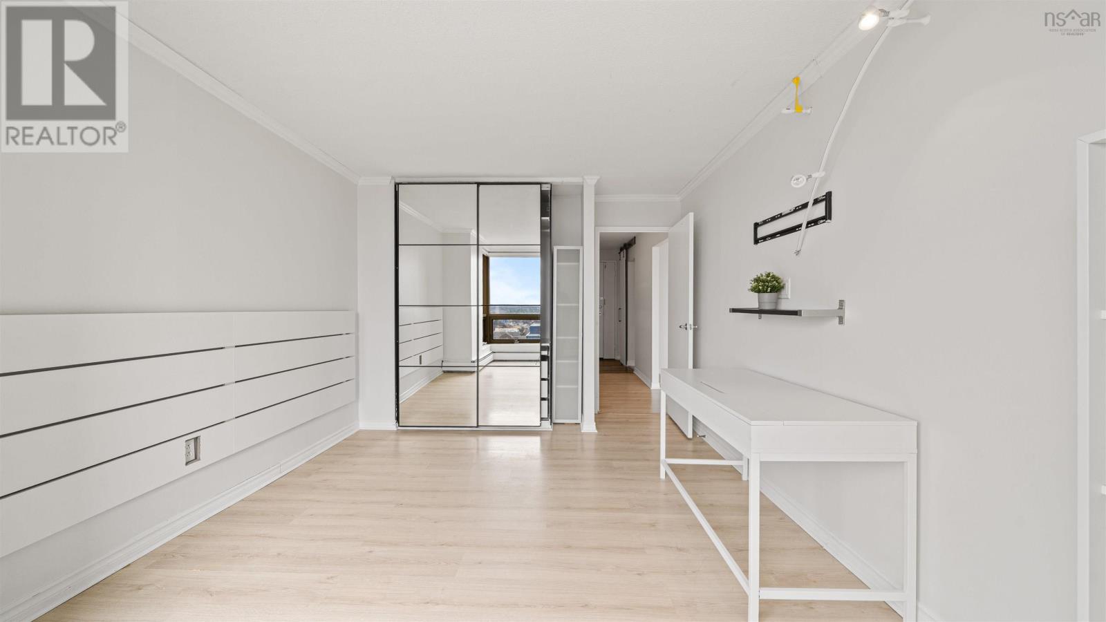 Property 21 of 31 of 1505 6369 COBURG Road