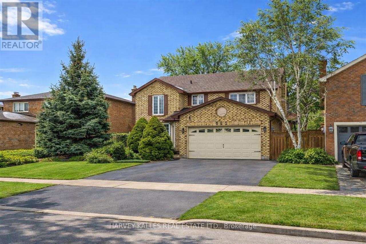 682 WILLOWBANK TRAIL - 1