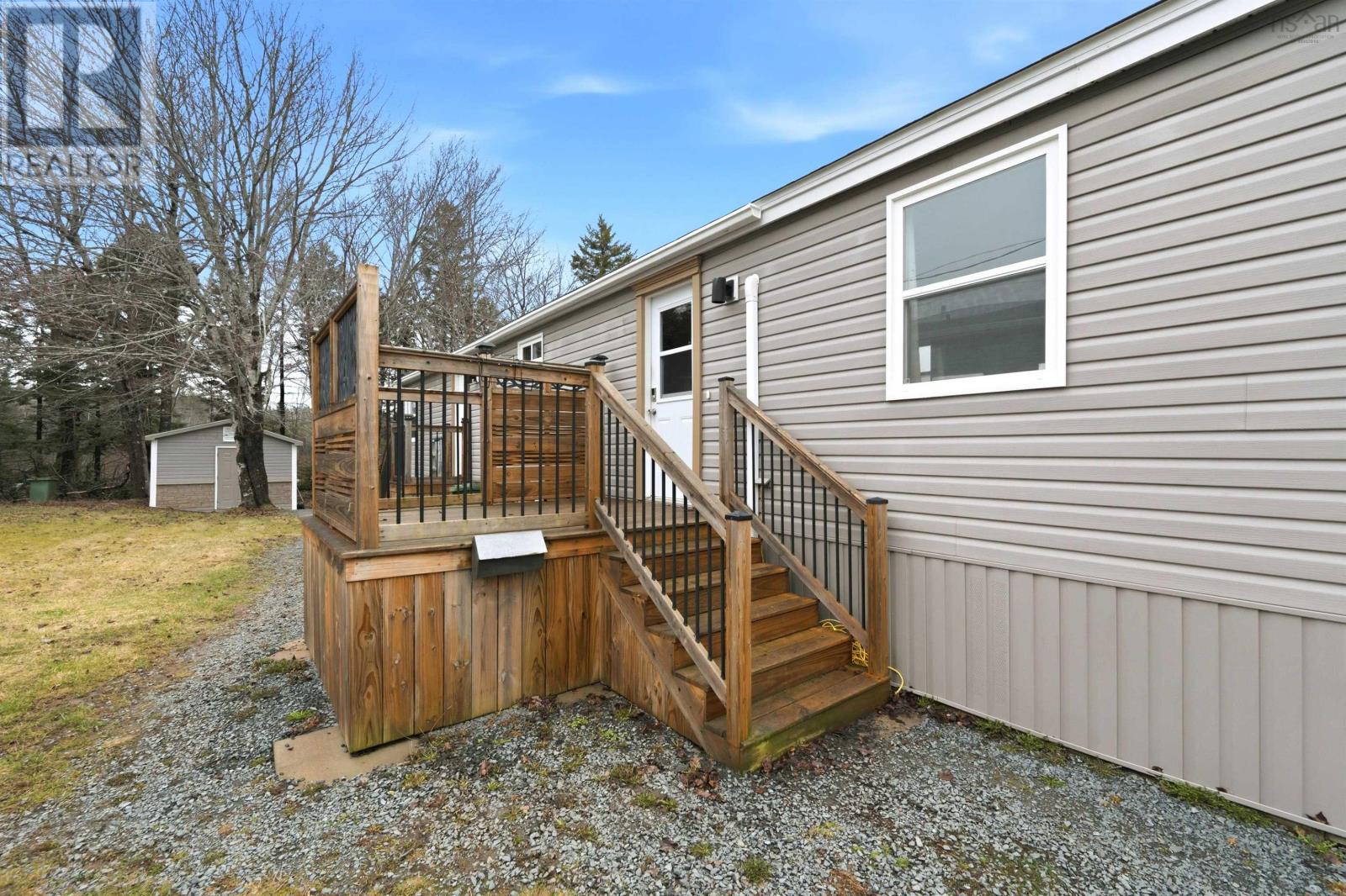 Property 2 of 24 of 40 Champlain Avenue