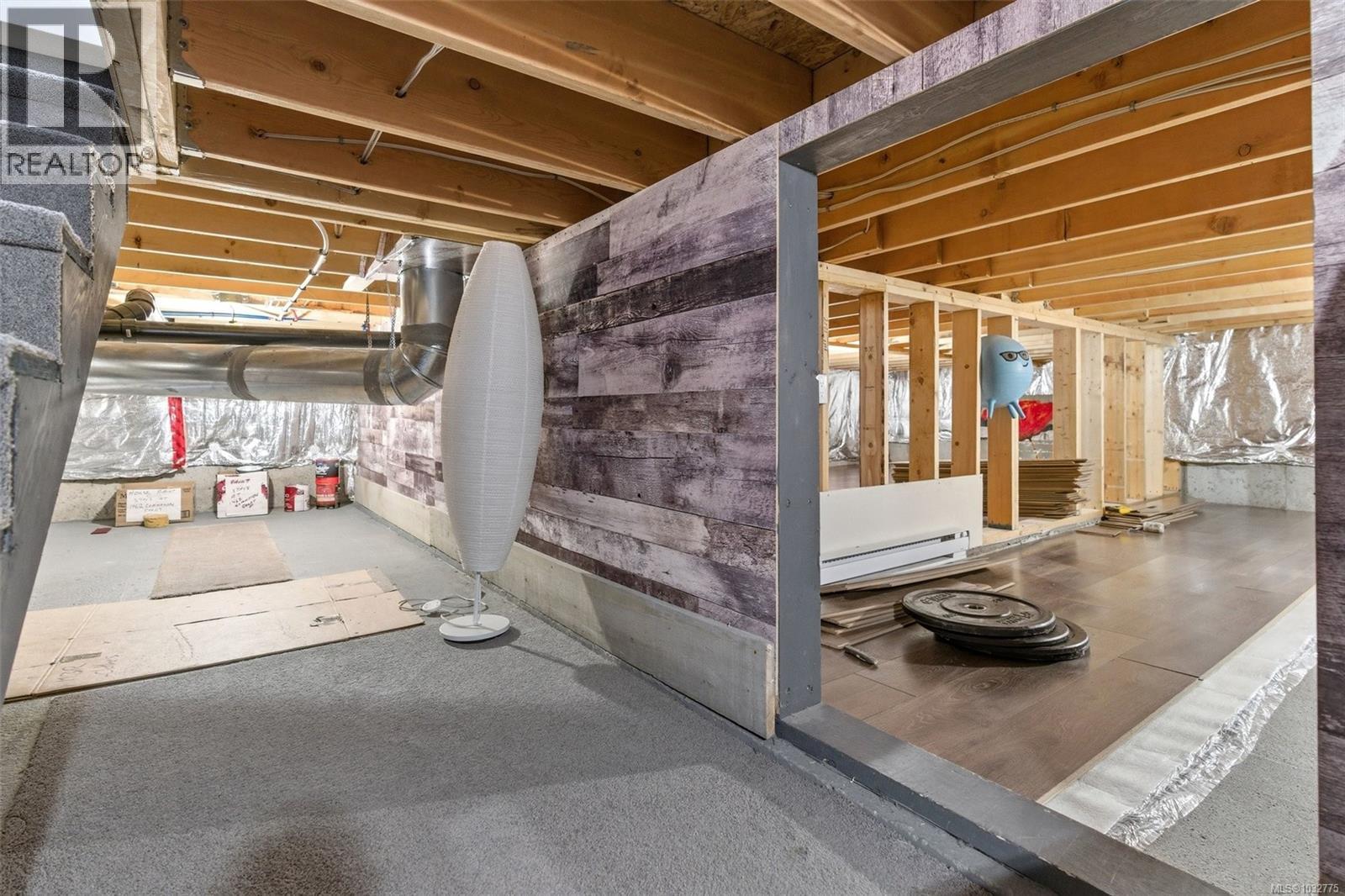 1462 Commander Crt - 25