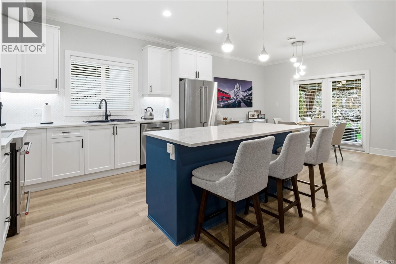 1462 Commander Crt - 8