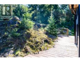 5582 Hooson Road, Pender Island, BC V0N2M1 Photo 36