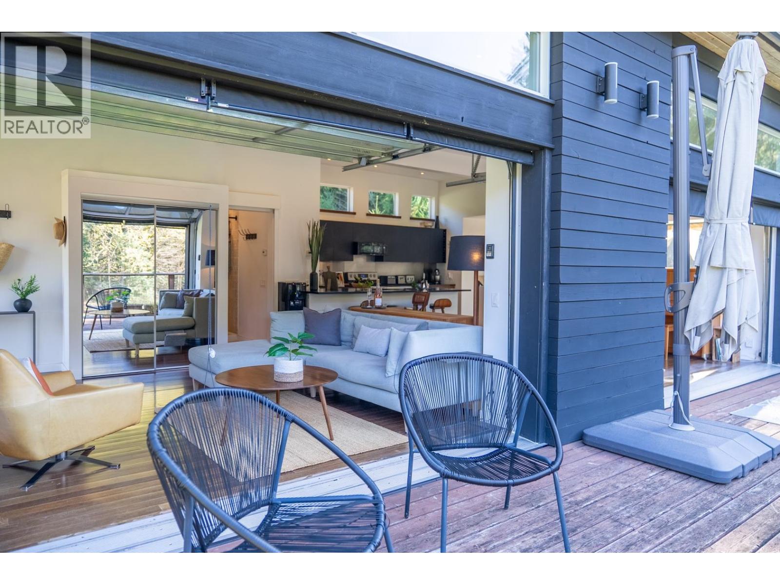 5582 HOOSON ROAD, Pender Island