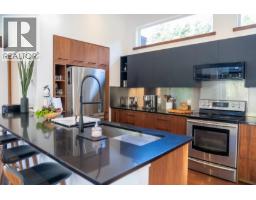 5582 Hooson Road, Pender Island, BC V0N2M1 Photo 19