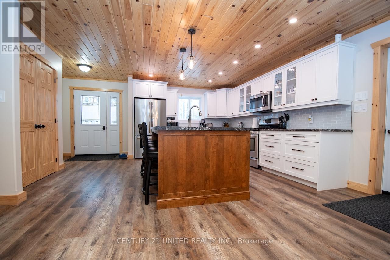 1525 SOUTH BAPTISTE LAKE ROAD - 4