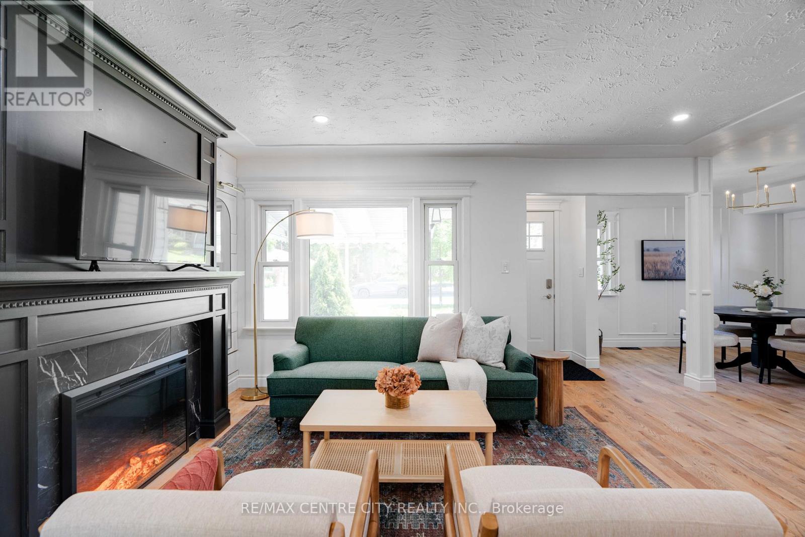 478 MOORE STREET Property Photo