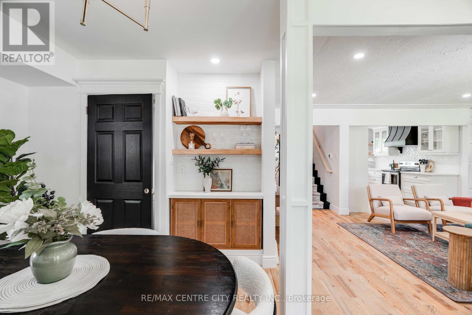 478 MOORE STREET Property Photo