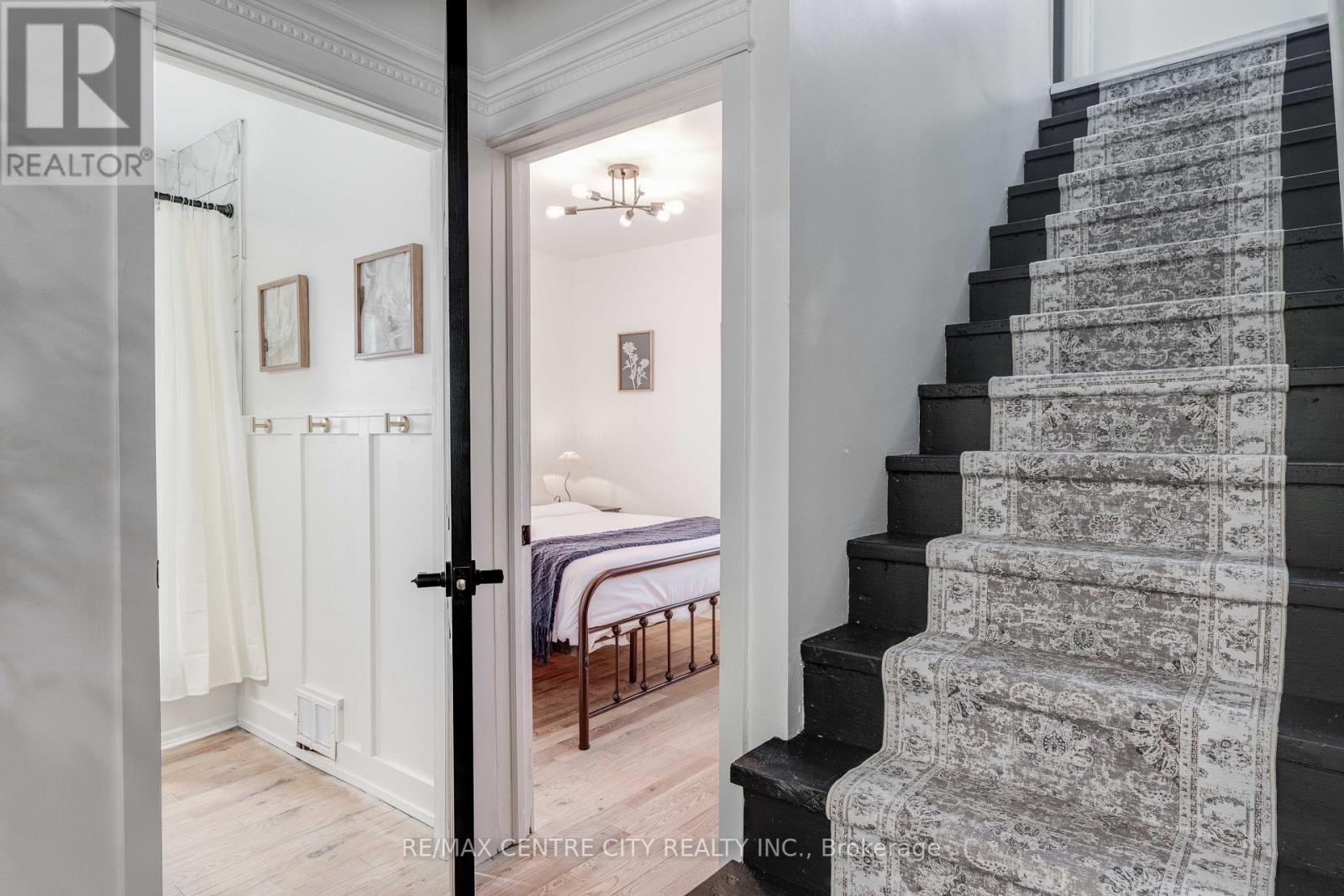 478 MOORE STREET Property Photo