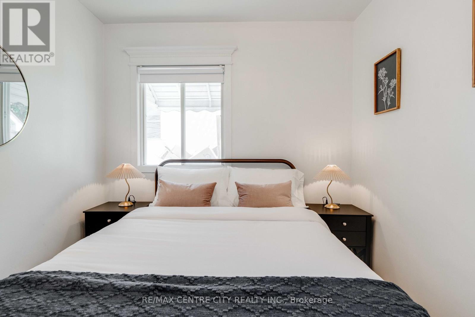 478 MOORE STREET Property Photo