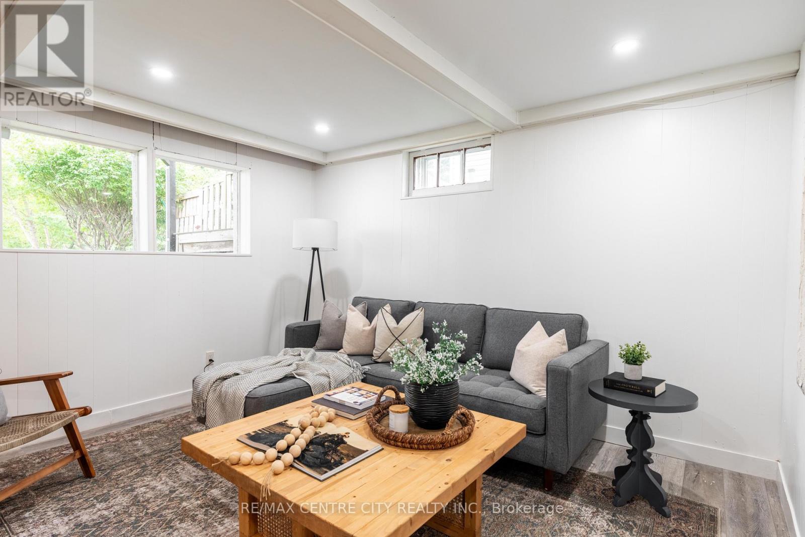 478 MOORE STREET Property Photo