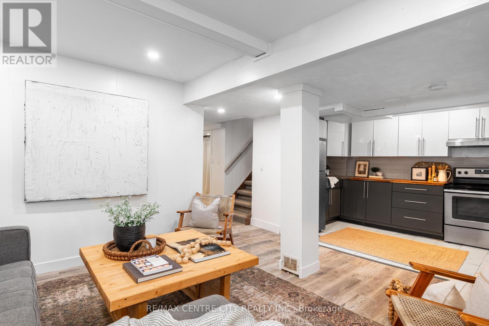 478 MOORE STREET Property Photo