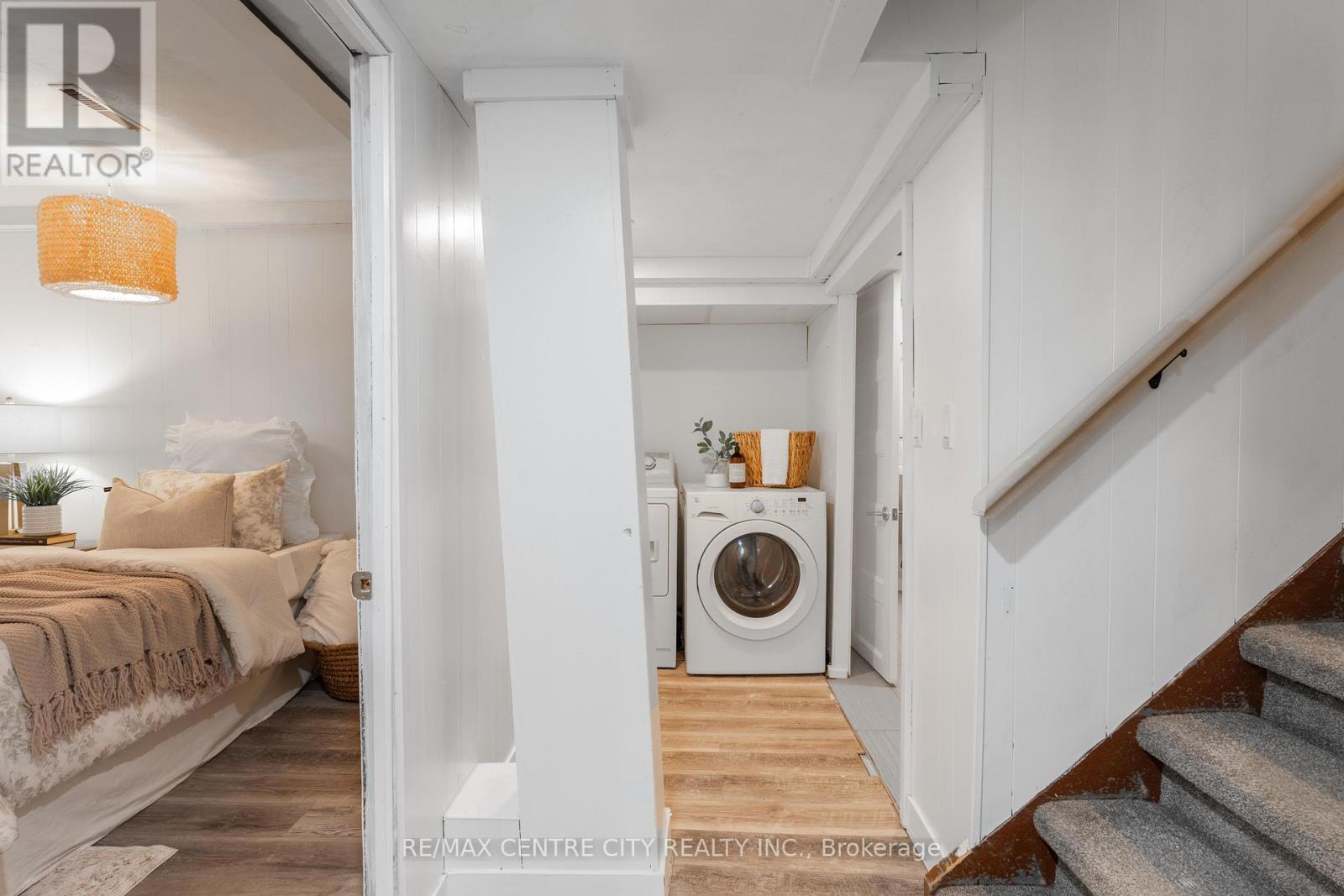 478 MOORE STREET Property Photo