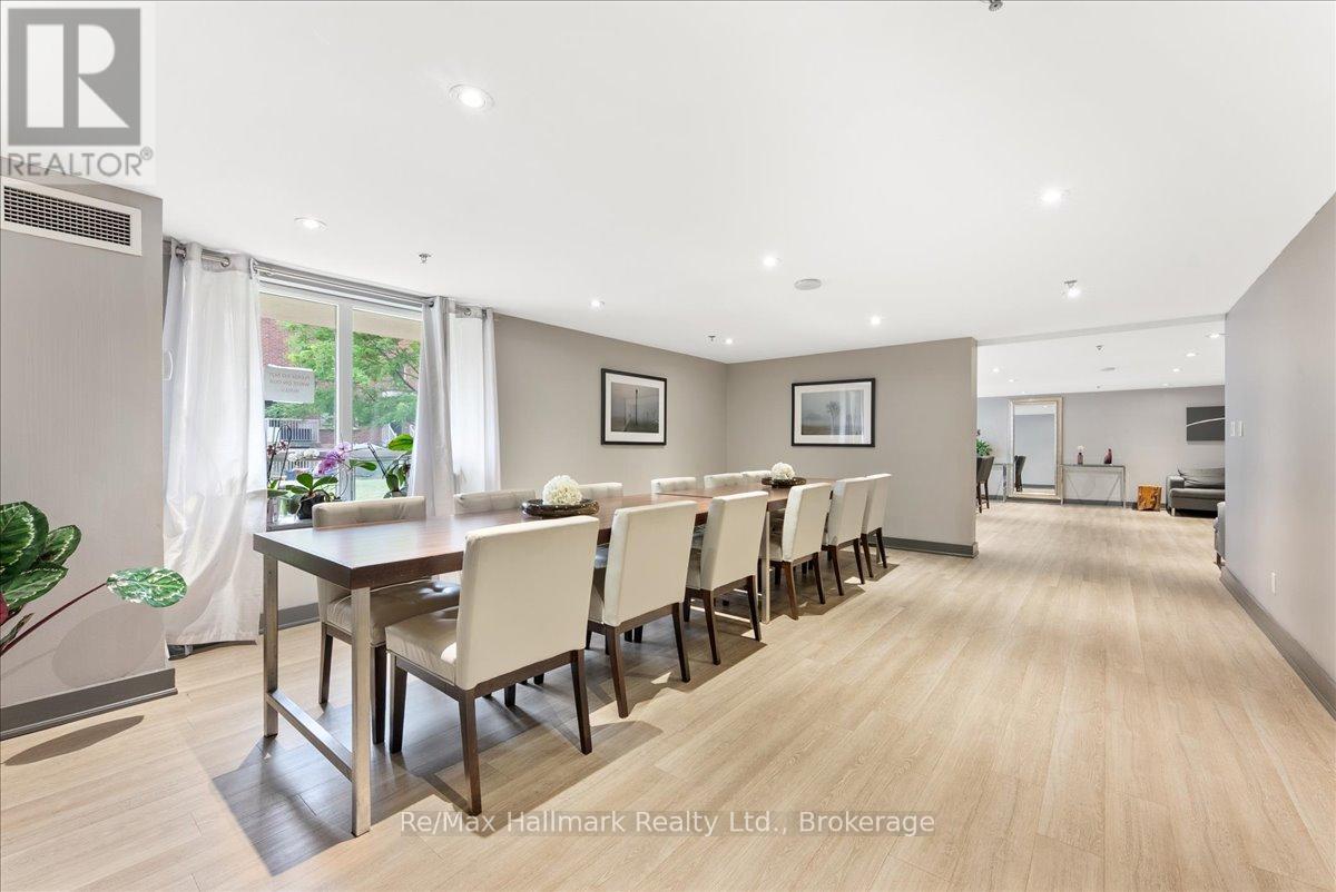 #910 1369 BLOOR STREET W - 25