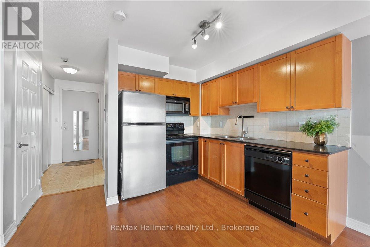#910 1369 BLOOR STREET W - 5