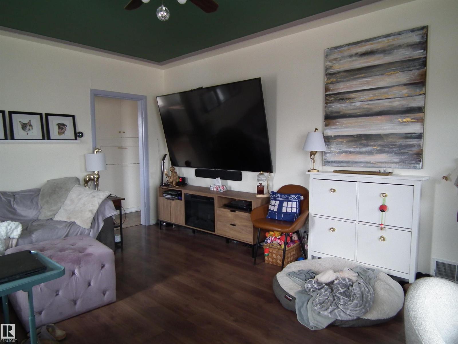 11702 79 ST NW NW - 4