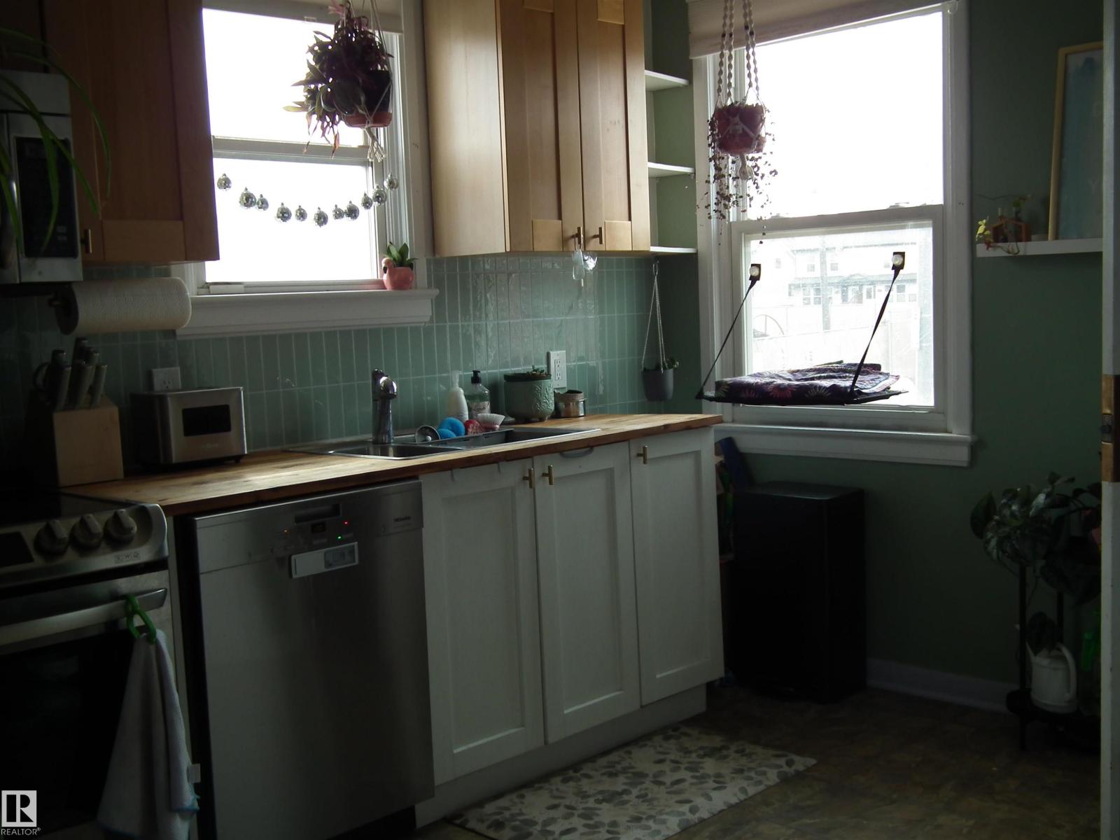 11702 79 ST NW NW - 7