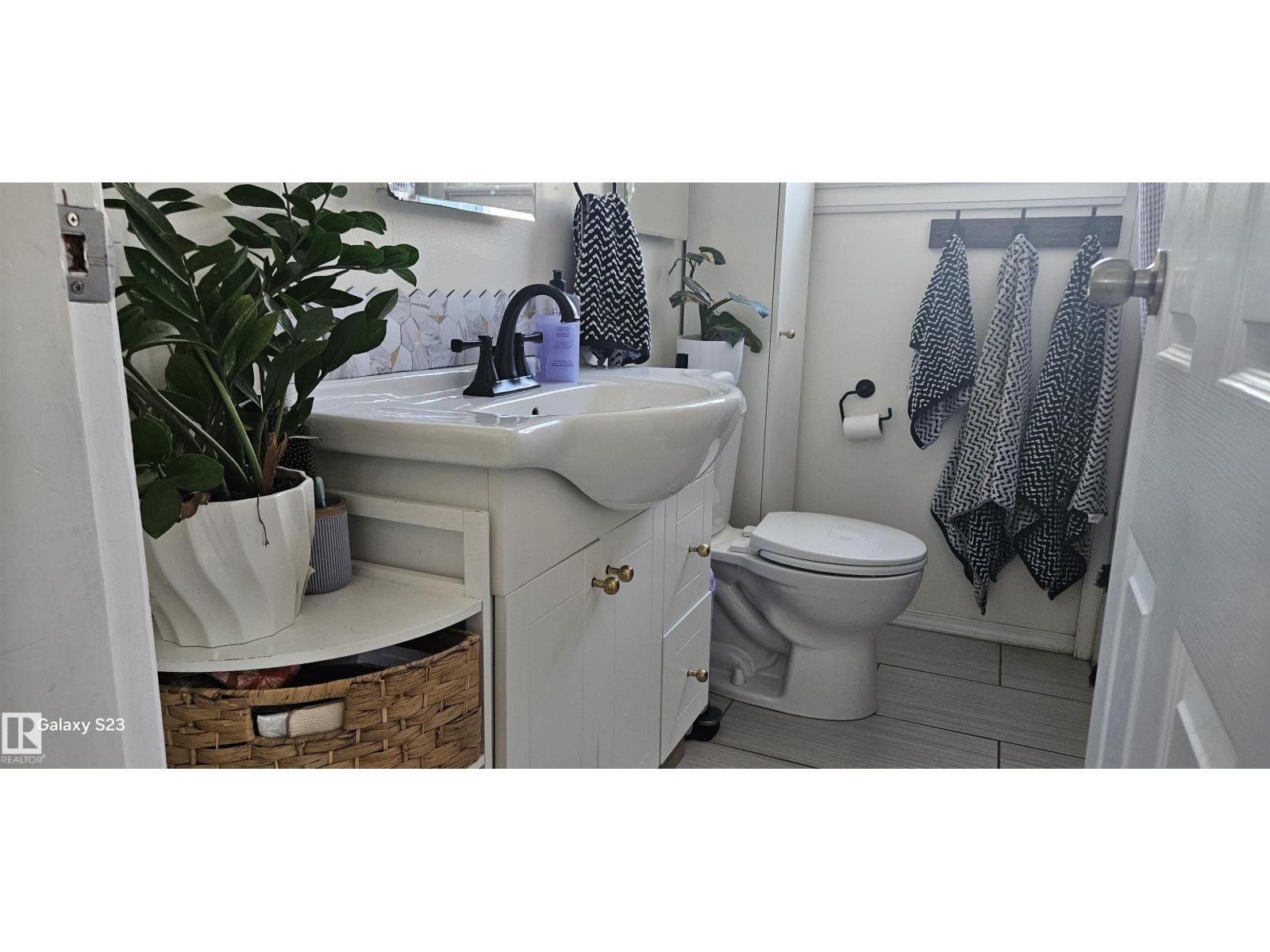 11702 79 ST NW NW - 10