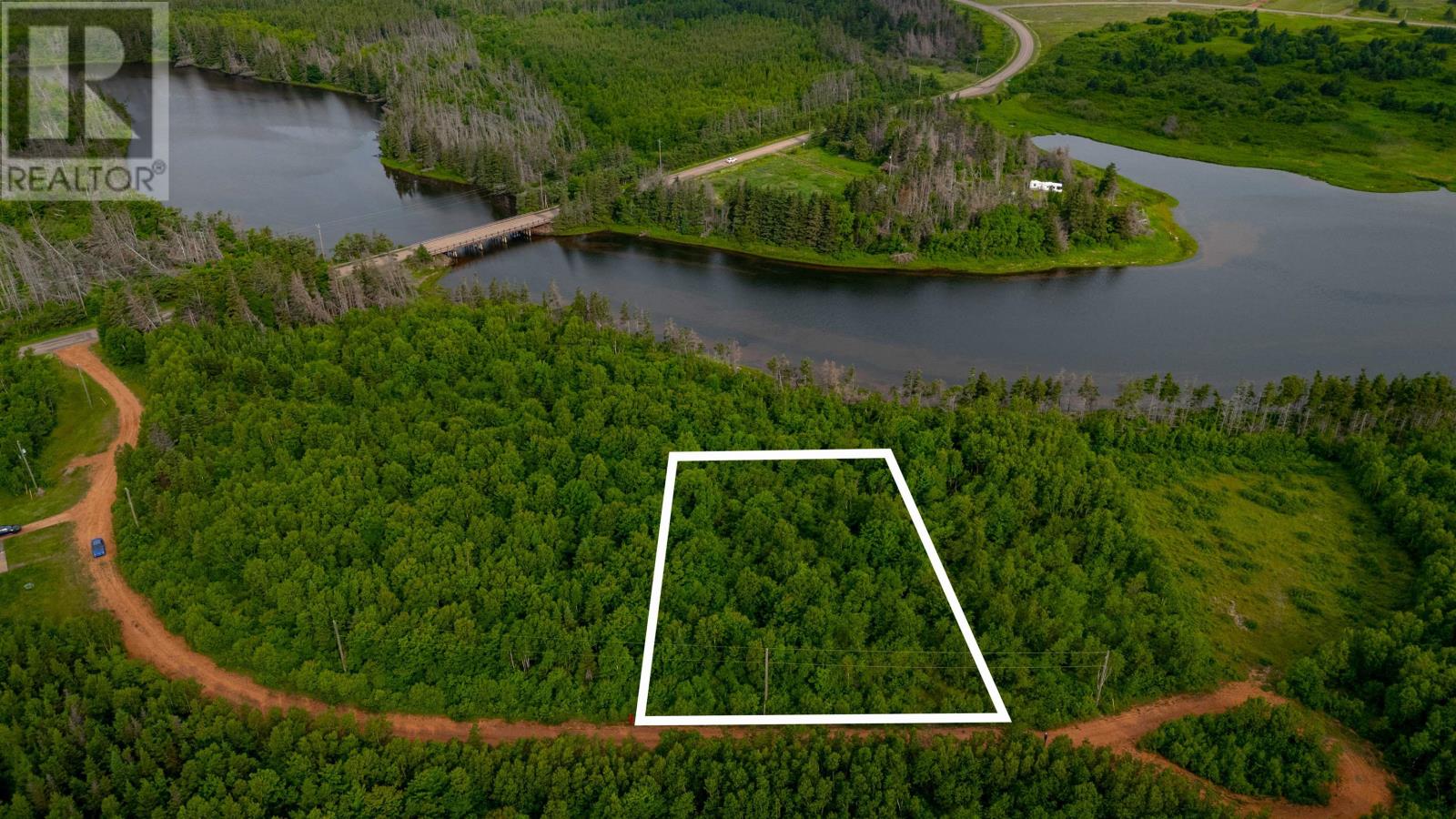 Lot 17 NAUFRAGE POND Road — photo 2