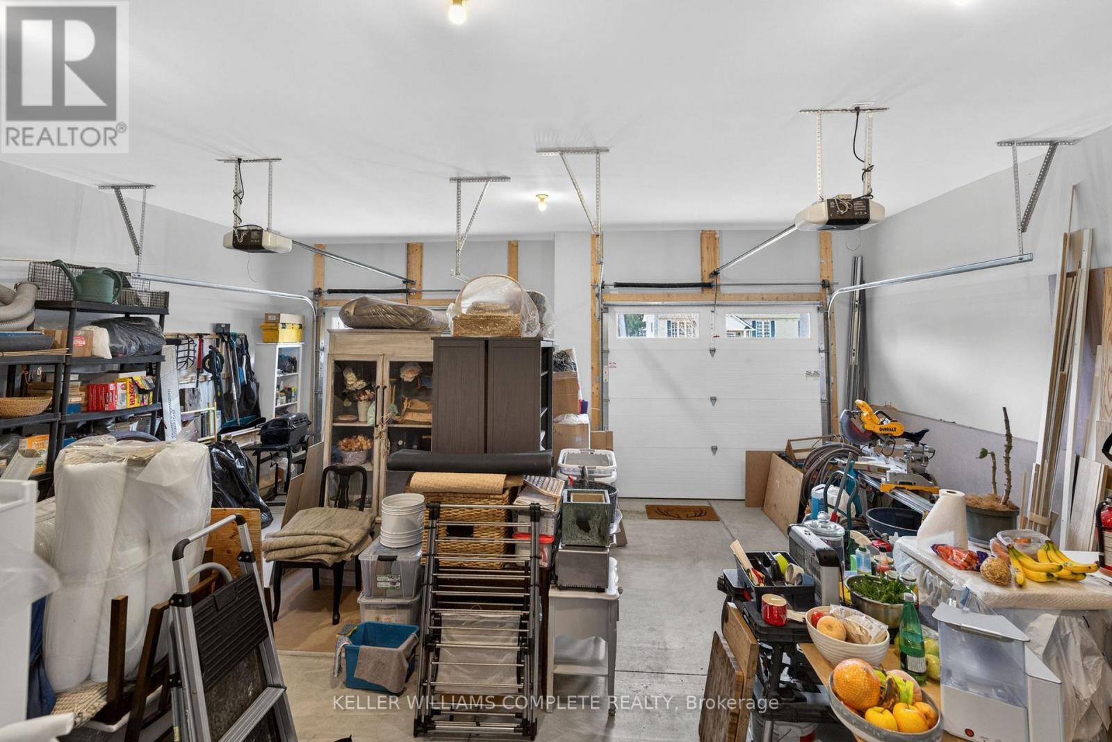 3310 BETHUNE AVENUE - 41