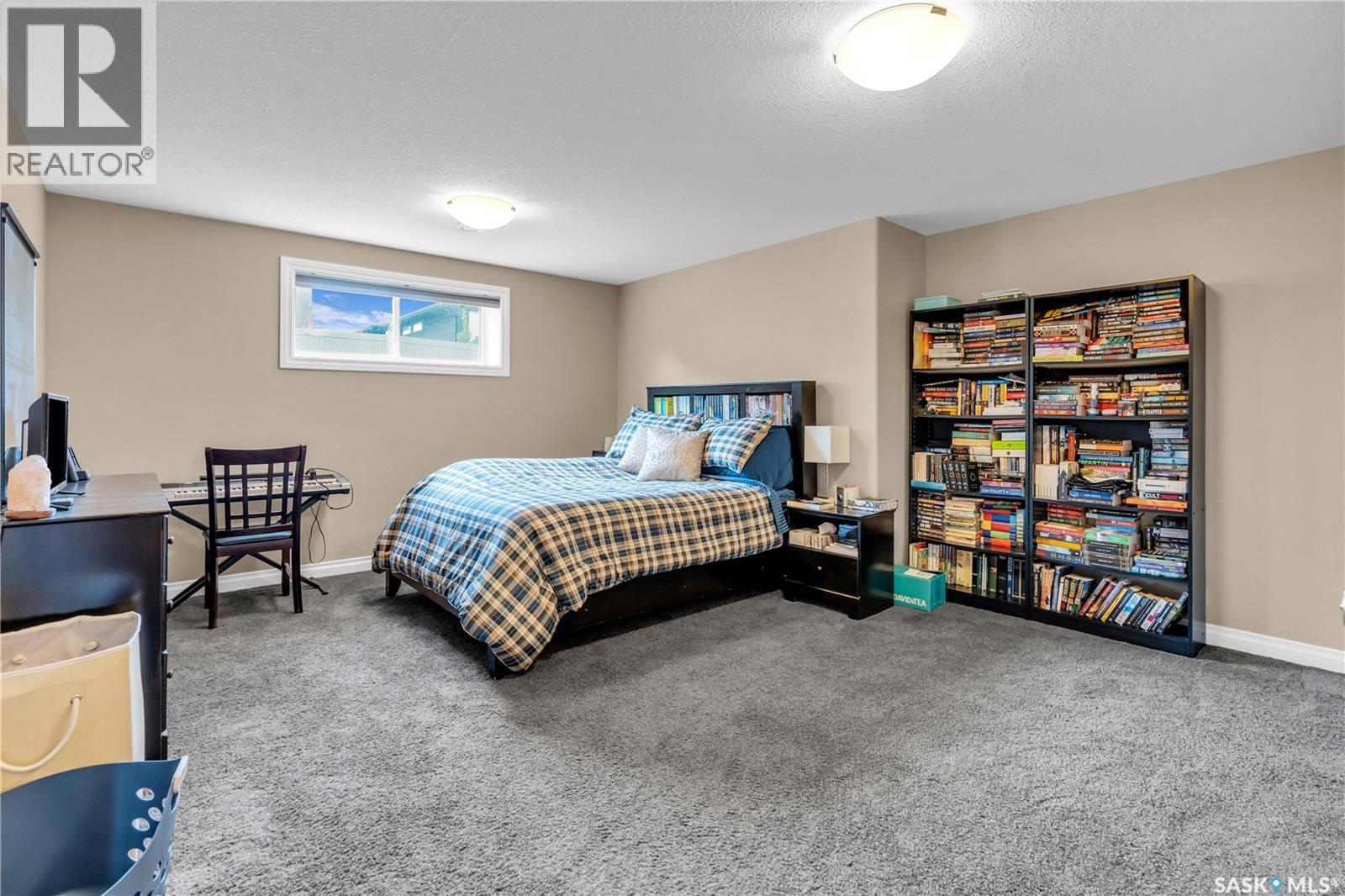3969 SANDHILL CRESCENT - 36