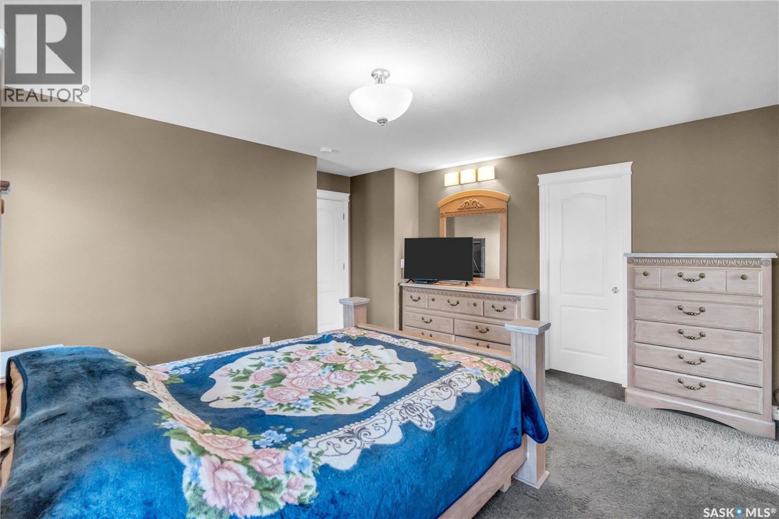 3969 SANDHILL CRESCENT - 25